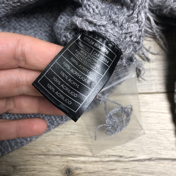 BB DAKOTA Gray Fringe Sweater Pullover Chunky Small NWT Boho Chic Fall Neutral - Picture 5 of 7